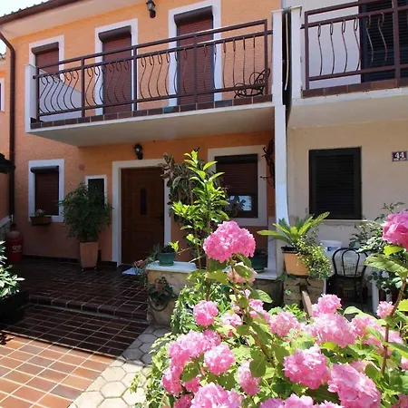 In - Istrien 35375 Porec